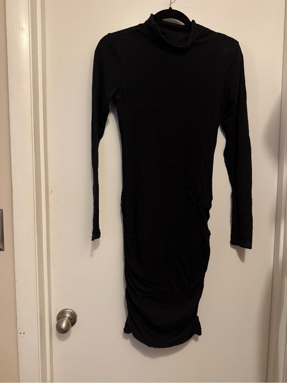 Velvet by Graham & Spencer Black Long Sleeve Midi Turtleneck Dress size M